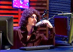 3rd Degree: Pleasing the Peckers of Howard's Pals