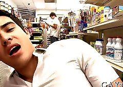 Extremely hot gay fucking