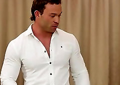 Muscled bisexual studs