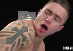 Muscle fag extreme beat And orgasm
