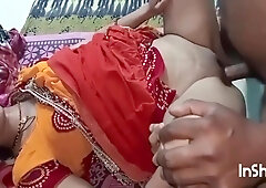 Reshma Bhabhi Was Fucked By Her Neighbor By Entering The House, Indian Desi Horny chick Sex Video With Neighbour guy
