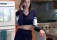 Cute Babe Gets Creampied With Riley Mae