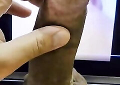 A HANDSOME EXECUTIVE WANKING WHILE WATCHING MY SEX VIDS ON LAPTOP