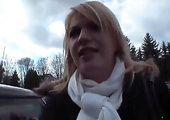 She Needs To Suck A Big Hard Cock