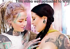 FFM EXTREME ANAL THREESOME with pussy fisting!