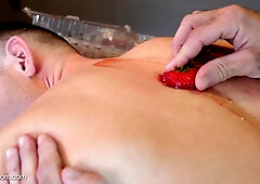 Muscle Bear Has Luke Kennedy Pleading For Jizz-Shotgun