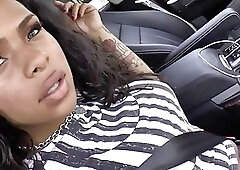 Solo pleasuring shemale analplays with toy