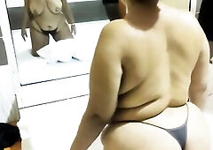 Mexican woman shows off her body