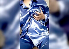 I desire u boys like my twat and smell my pajamas.