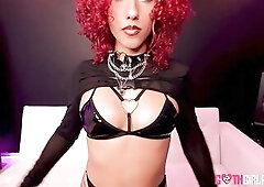 Lascivious Babe Kira Perez Wants Knob For A Lengthy Time