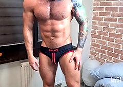 Masculinity, gay masculinity, biceps