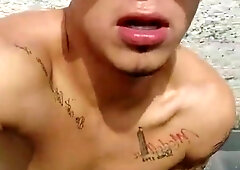 Colombian outdoor hand job