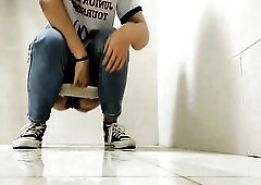 Peeed on the floor whilst it was flooding