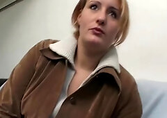 Beim Vorstellungs Gespraech Die Hose Runter Gelassen