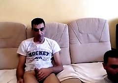 Enticing blonde camgirl turns her boyfriend into a cuckold