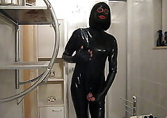 Gummiladyj in Latex with Mask and Makeup!