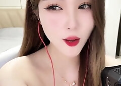 Hot Japanese Babe Doing Solo Masturbation