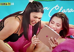 Fucking Nymphets Pussy With A Pink Toy