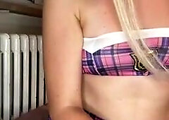 emma_gattina2006 - Live Webcam Show 2026-08-26