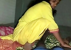 Steamy village bhabhi gets totally ravaged by her lover