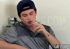 Kinky gay Dylan Hayes barebacked by BBC officer Dillion Diaz