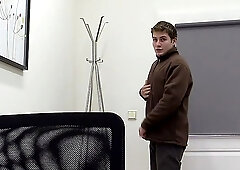 Jacked-up, hairy hottie fucked in the ass