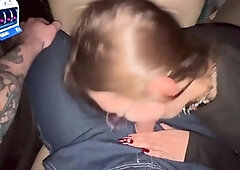 Risky deep throat in car while traveling with friends. Cum