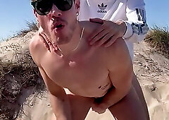 hot daddy fucking muscle jock in the beach