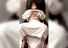 【NTR妻】　第1話　みられながらオナニーに興奮して潮吹き