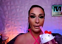 Hot brunette amateur MILF rides hubbys cock