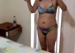 We return with my stepson very concupiscent from the beach and I masturbate in front of him