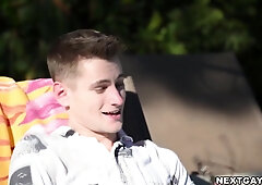 Ravage sesh by the pool with Justin DaJock and Trevo