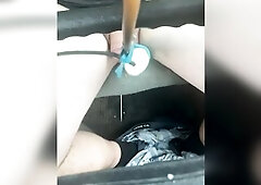 Hooking myself during the time that driving