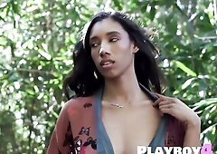 Hawt black playgirl stripped her fantastic body and posed completely undressed