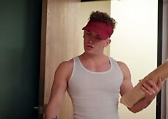 Next Door Originals: Trevor Brings Treats Between the Buns