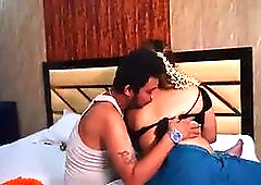Ne chachi ko room me band karke choda