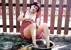 Vintage maid have no pants. Summertime heat. Potato FULL MOVIE