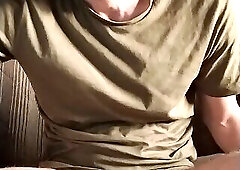 At home I inserted a dildo in my ass, I was on live.