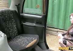 My next pick up was a complete accident. I pulled over to check where I was as I must of taken a wrong turn, and before I knew it I had a posh, hot la