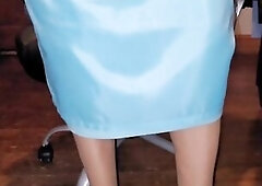 A fully lined green office pencil petticoat with a silky lining and vintage white slippery half slide and glossy hose. Lined skirts. Silky raiment