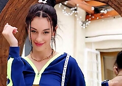 WOW Girls - young (18+) sex