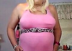 Cum get a big piece of cougar creampie!