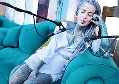 Anuskatzz tattoo model ASMR L - LOVE podcast talking