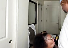 My boss wishes to bang me, so that babe underpaid me