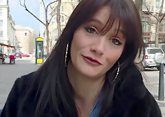 Marie lets go completely in an unbridled threesome! - Jacquie et Michel TV