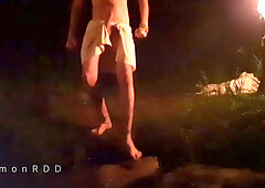 A young ancient Egyptian pharaoh went to refresh himself in the Nile Sea after a fever gesticulate