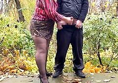 Voluptuous mature woman gives head outside