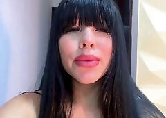 Wet tattooed raven babe Sahron with big boobs masturbates