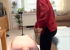 DomLadyMia Rote Striemen für den gepeitschten Sklaven - Teil1
