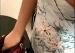 MI SUEGRA ME VISITA EN VESTIDO LEVANTO LA FALDA Y QUE RICULO CULO